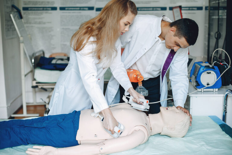 Integrating CPR Training in the Workplace: A Necessity for Global Businesses