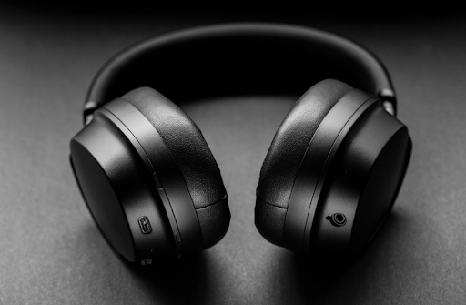 The Evolution of Bluetooth Headphones: A Deep Dive into Modern Audio Trends
